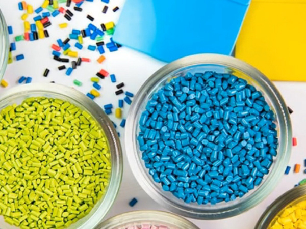 生物降解材料按其生物降解過程大致可分為兩類