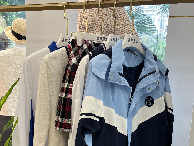 廣西批量定制校服給您好的建議 鑄造輝煌 柳州鑫樺服飾供應