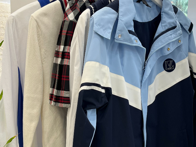 廣西批量定制校服品質(zhì)售后無憂 真誠推薦 柳州鑫樺服飾供應(yīng)