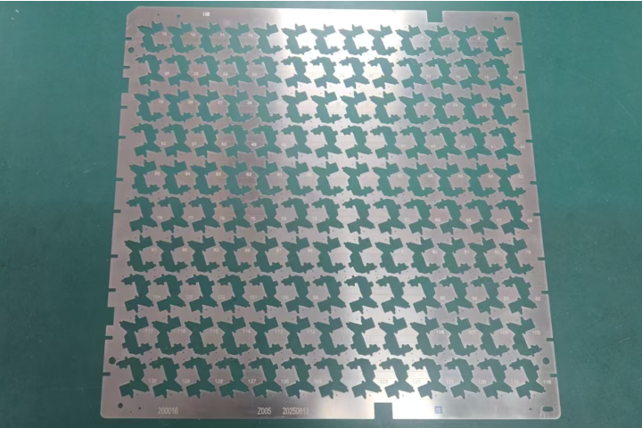 山東圓形精密激光加工流程 深圳市毅士達(dá)鑫精密科技供應(yīng)