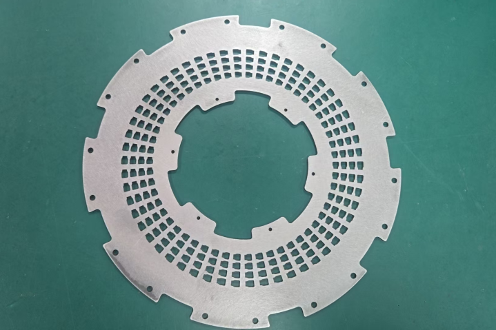 河北精密激光加工流程 深圳市毅士達鑫精密科技供應;