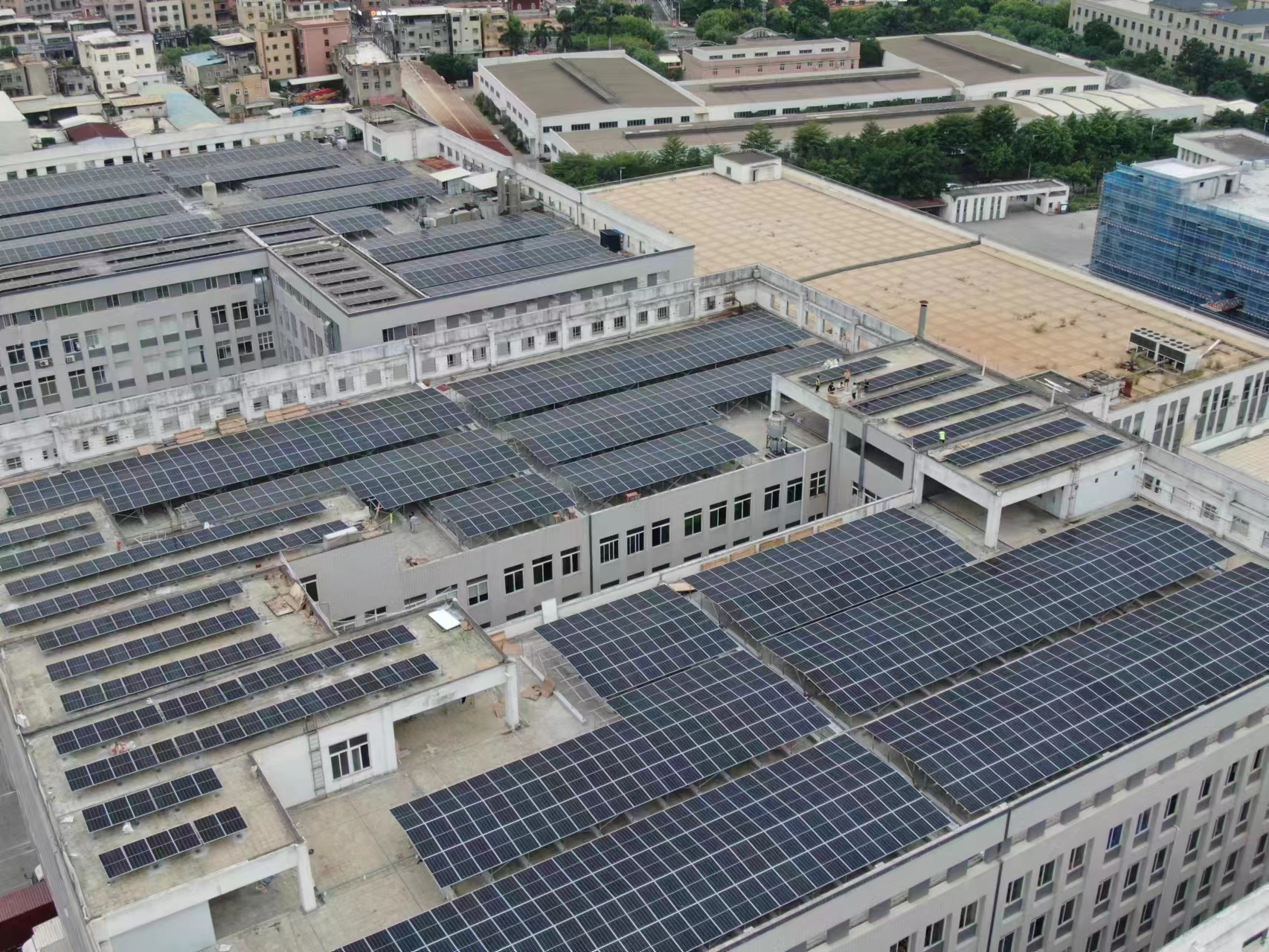 BIPV：讓建筑成為發電站的光伏革命