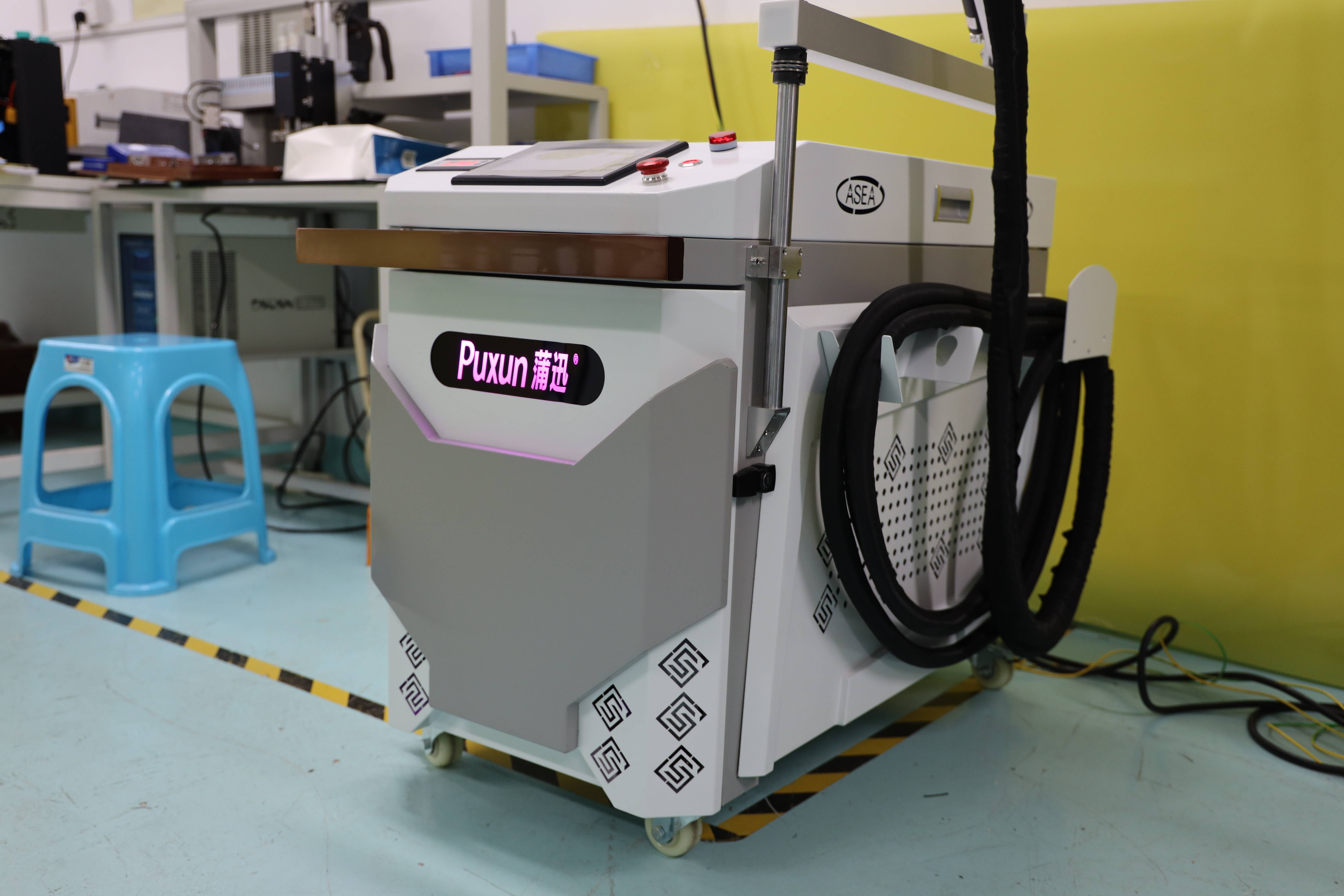 探索激光自动焊接机的高超性能