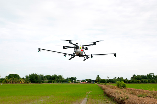 精密加工怎樣通過(guò)微米級(jí)控制實(shí)現(xiàn)表面光潔度優(yōu)化？