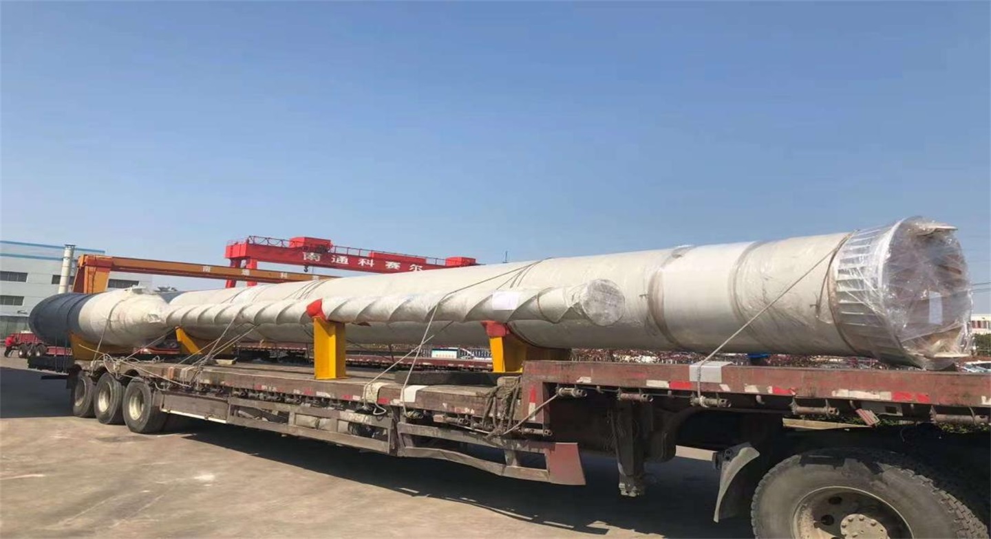 大型設(shè)備趕往巴斯夫