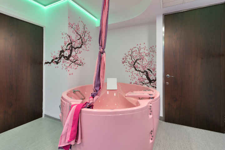 新疆立式水中分娩浴缸品牌 廣州愛聽貝科技供應(yīng)