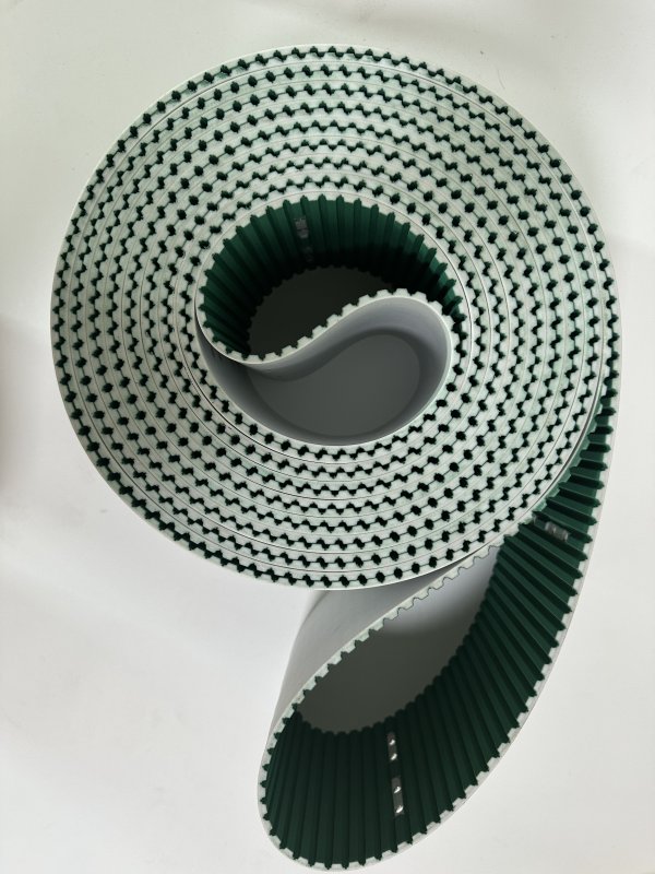 非標自動化機械設備安裝金屬齒打孔皮帶