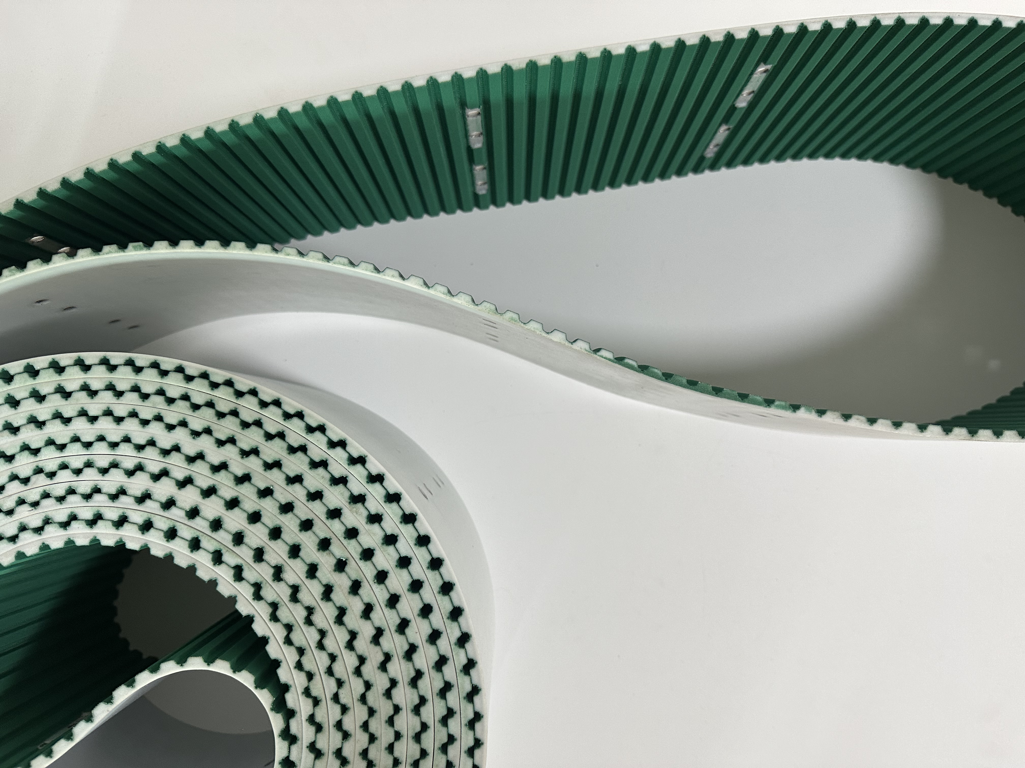 PU同步帶與同步輪能夠精確嚙合