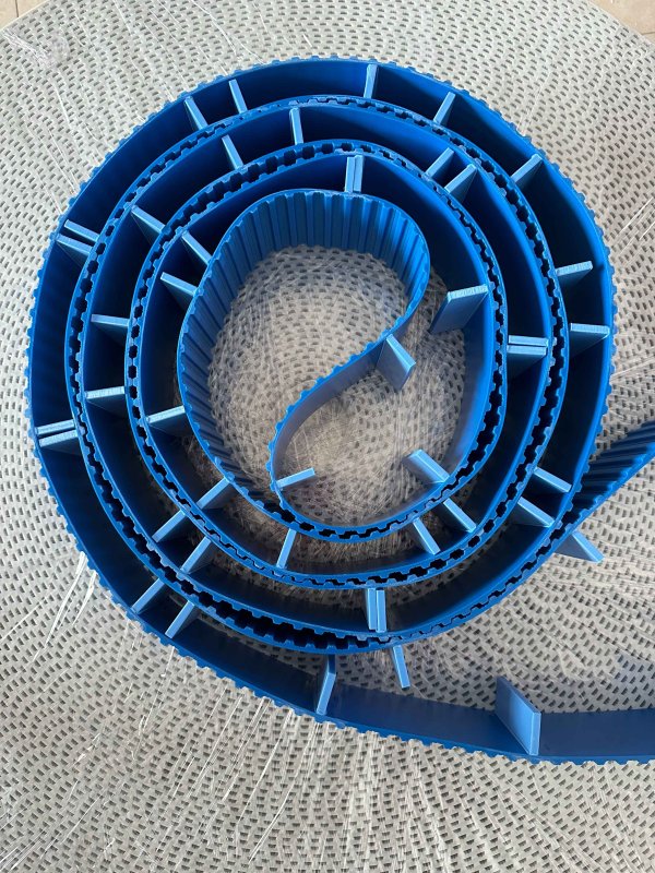 藍色皮帶加藍色擋塊特殊加工同步帶