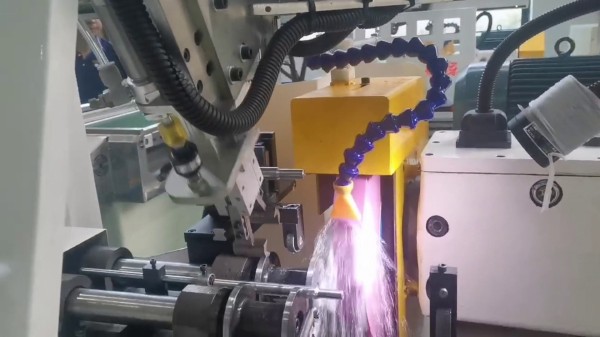 M1040數控無心磨全自動一體機