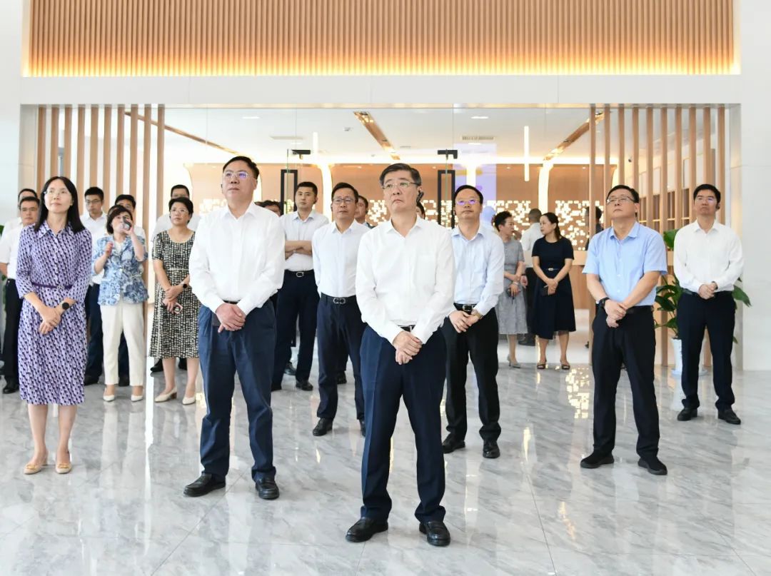金山区副区长潘恩华实地调研百仕达金山食品产业园