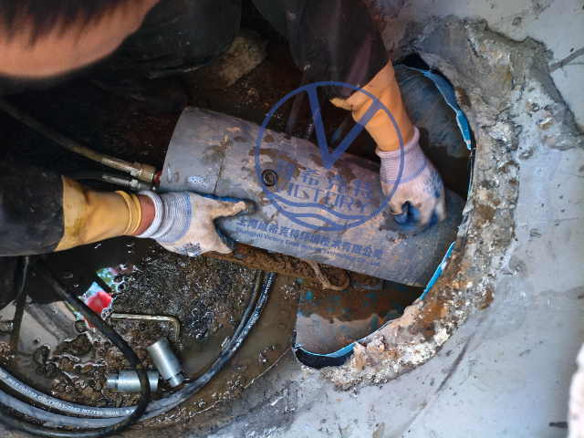 青海机械制螺旋缠绕管道修复一米多少钱,管道修复