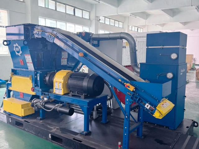 河南粉碎机设备价钱,粉碎机