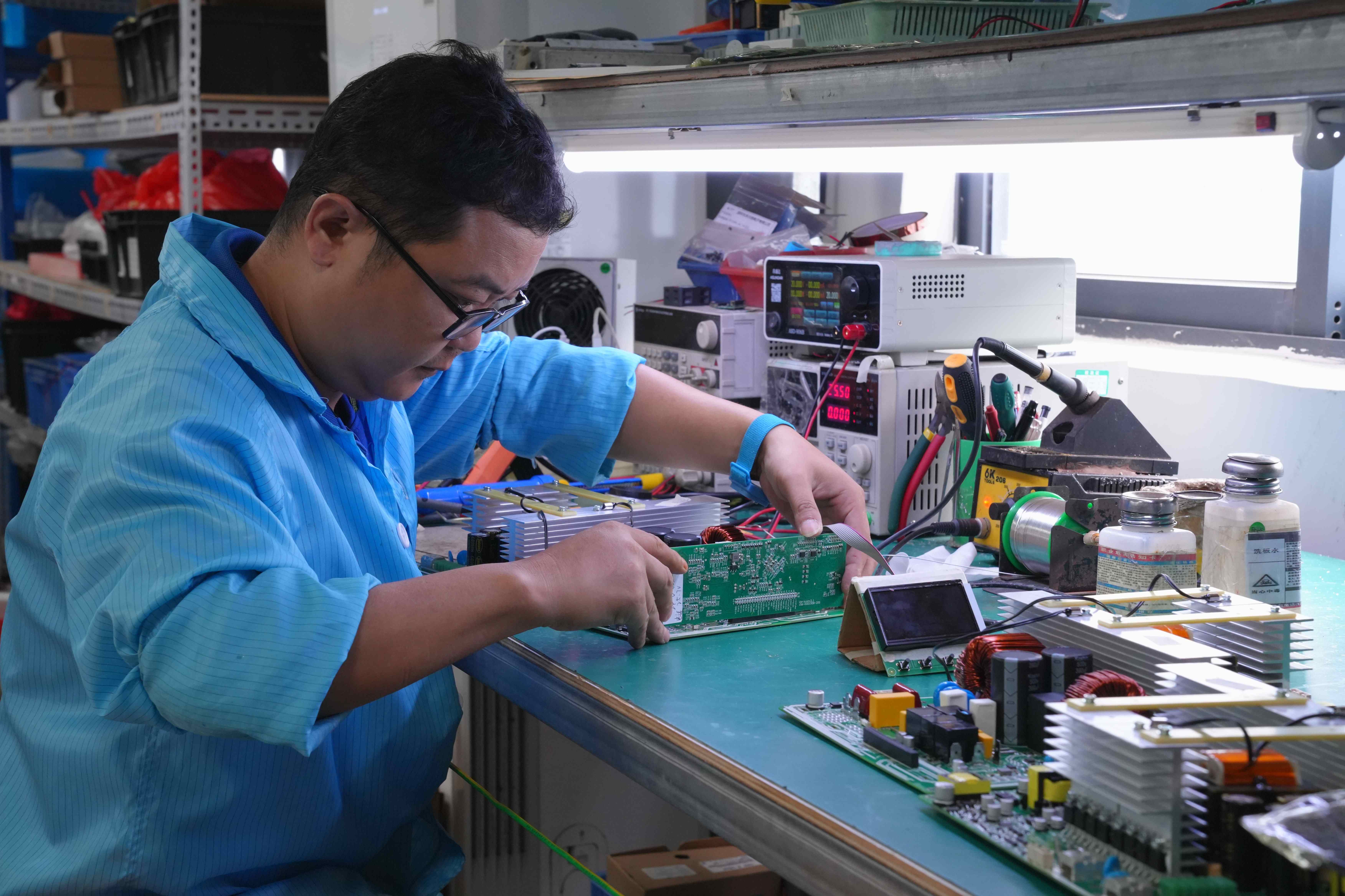 家用储能电源PCBA方案定制，储能电池包Pack与PCBA主控板协同开发要点