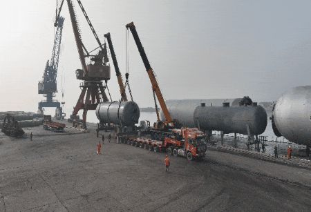 中海油大榭石化催化聯合裝置超限容器運輸圓滿完成