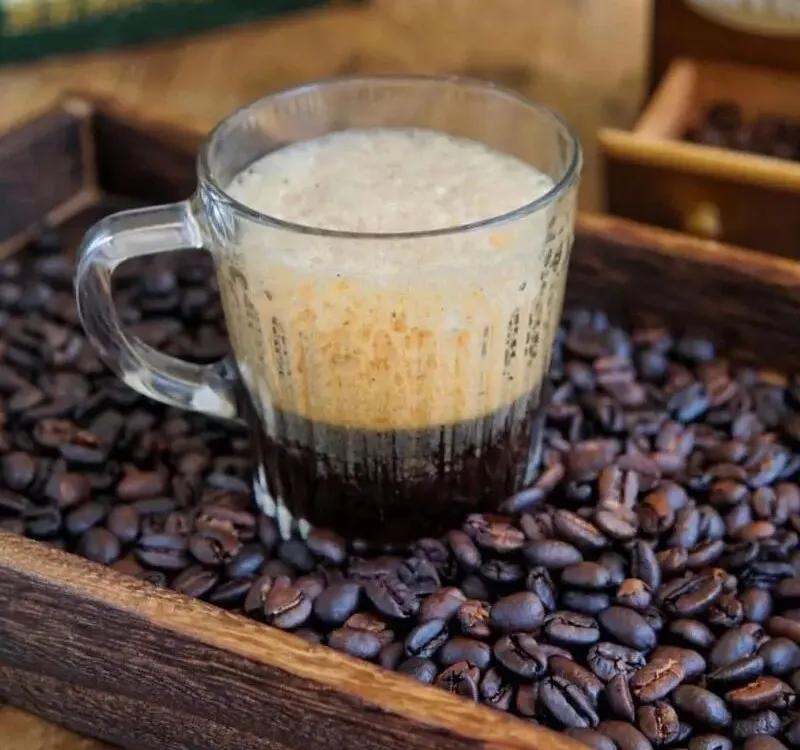 一杯好咖啡的「數字密碼」：當近紅外光譜儀遇見咖啡，重新定義品質的「透明感」