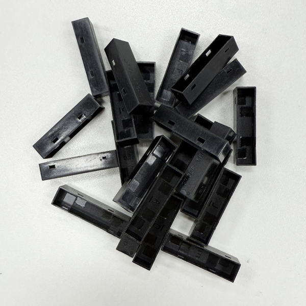 網(wǎng)絡變壓器的蓋子