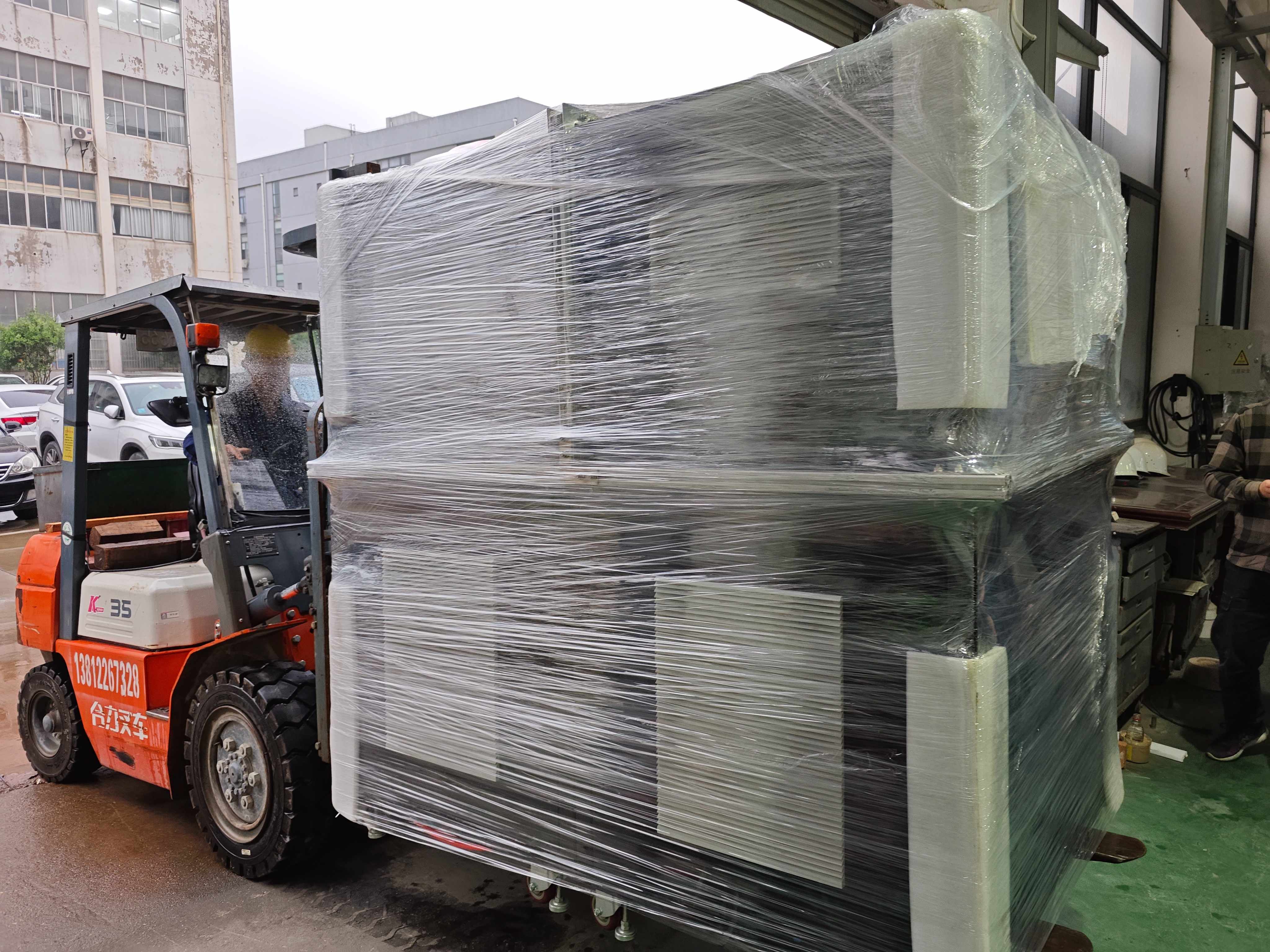 熱等離子體炬發(fā)貨現(xiàn)場(chǎng)案例