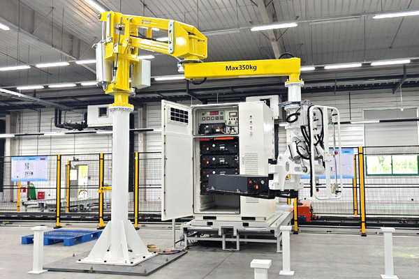 儲(chǔ)能電池-出入柜