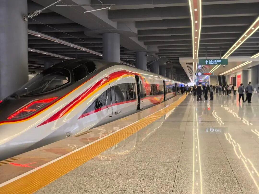 枢连湾区，智启新程 | 凡祖助力广湛高铁开通运营，为湾区西翼发展提速