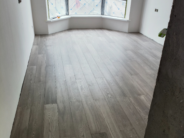 變頻恒溫電熱地板工廠底價