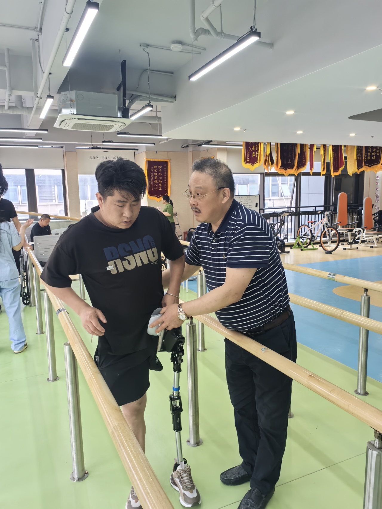 俞雅寧老師指導用戶步態
