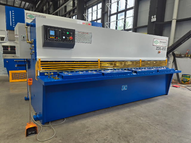 小型數(shù)控剪板機(jī)刀片 安徽中德機(jī)床股份供應(yīng)