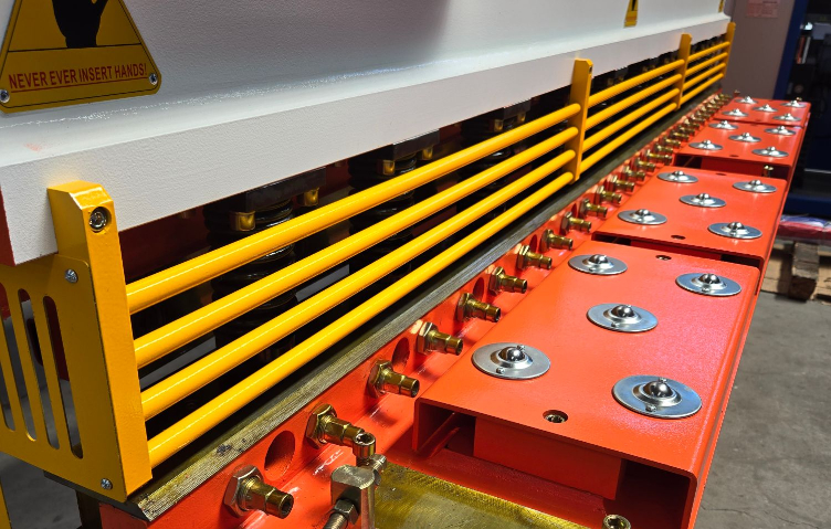 江蘇數(shù)控板料剪板機(jī)設(shè)備 安徽中德機(jī)床股份供應(yīng)