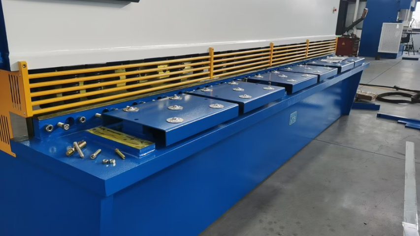 江西液壓數(shù)控剪板機(jī)定制 安徽中德機(jī)床股份供應(yīng)