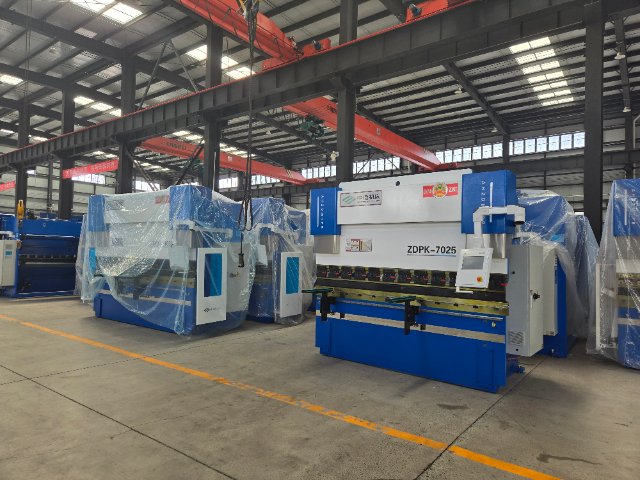 內蒙古鋼板折彎機調試 安徽中德機床股份供應