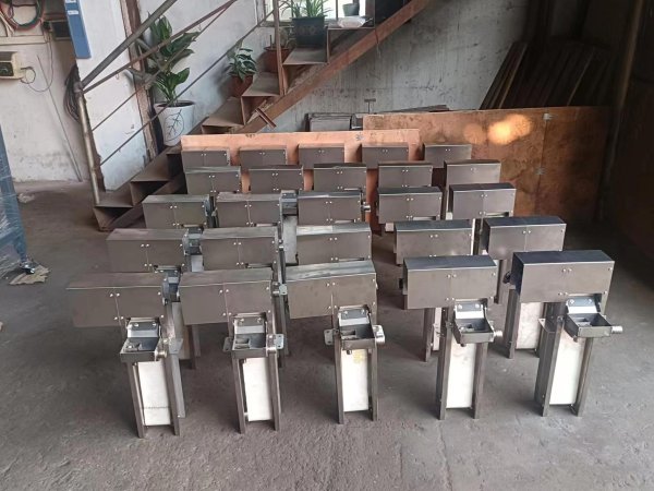帶式油水分離機(jī)