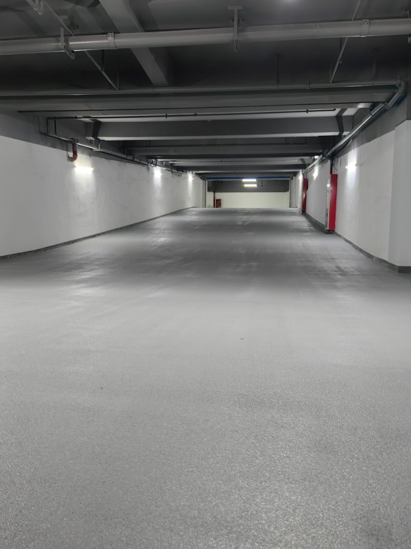 環(huán)氧砂粒防滑地坪