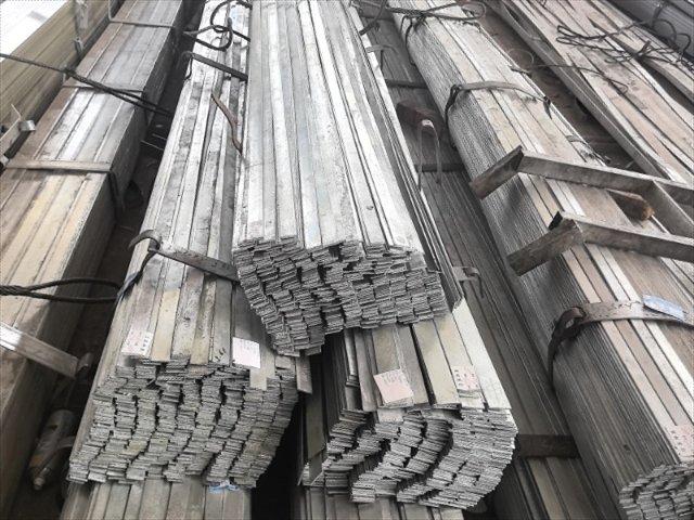 镇江16X140扁铁报价多少,扁铁