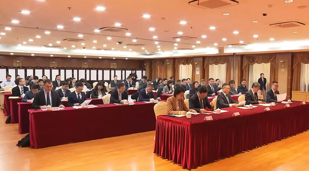 365英国上市官方网站参加大零号湾创投基金签约仪式