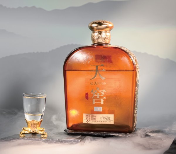 天窖起源酒 · 天韻