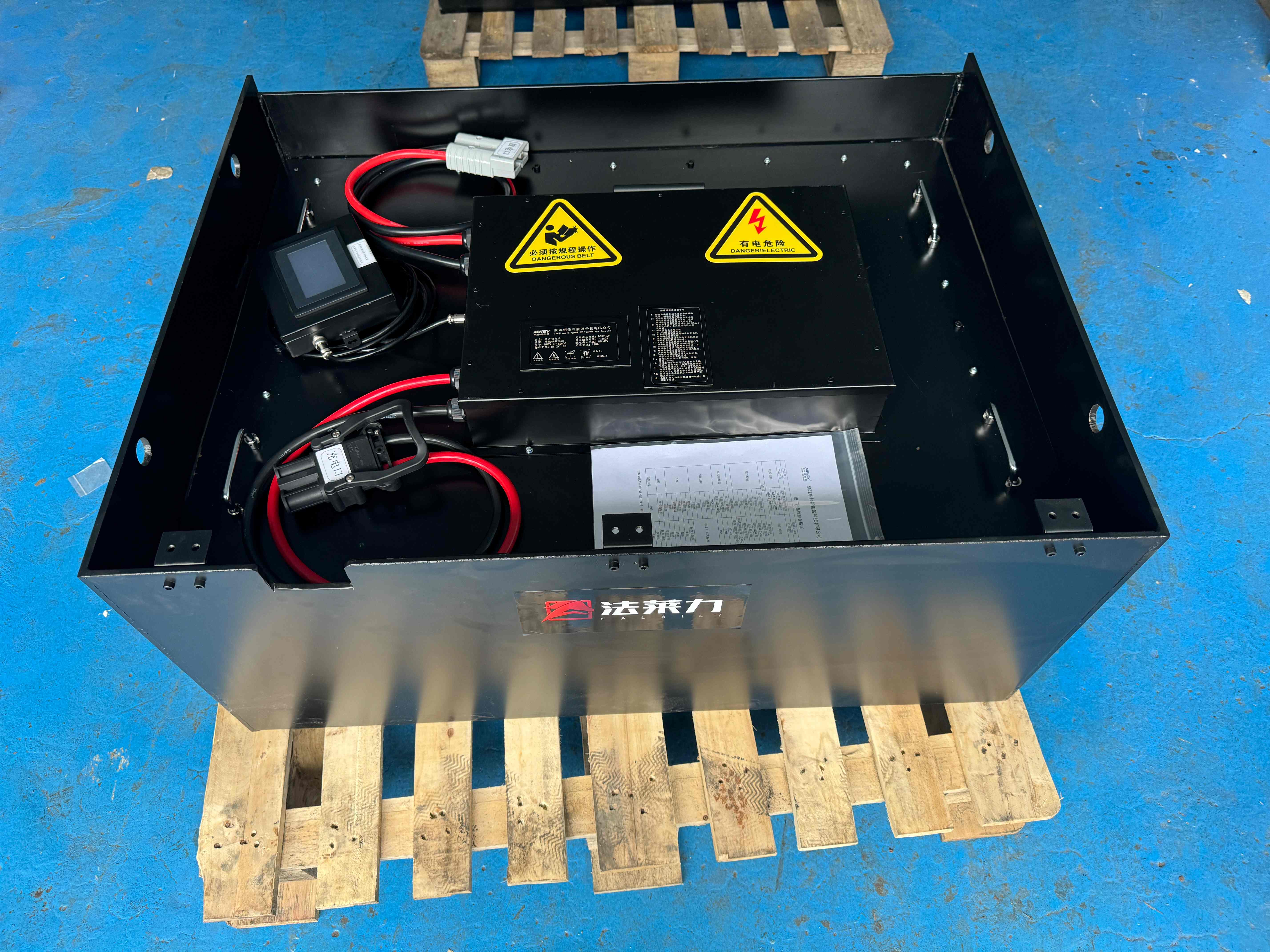 柳工CPD2025電動叉車鉛酸電池改鋰電池 原鉛酸電池48V630AH 改為鋰電池51.2V 600AH 柳工CPD2025電動叉車鉛酸電池改鋰電池 原鉛酸電池48V630AH 改為鋰電池51.2V 600AH