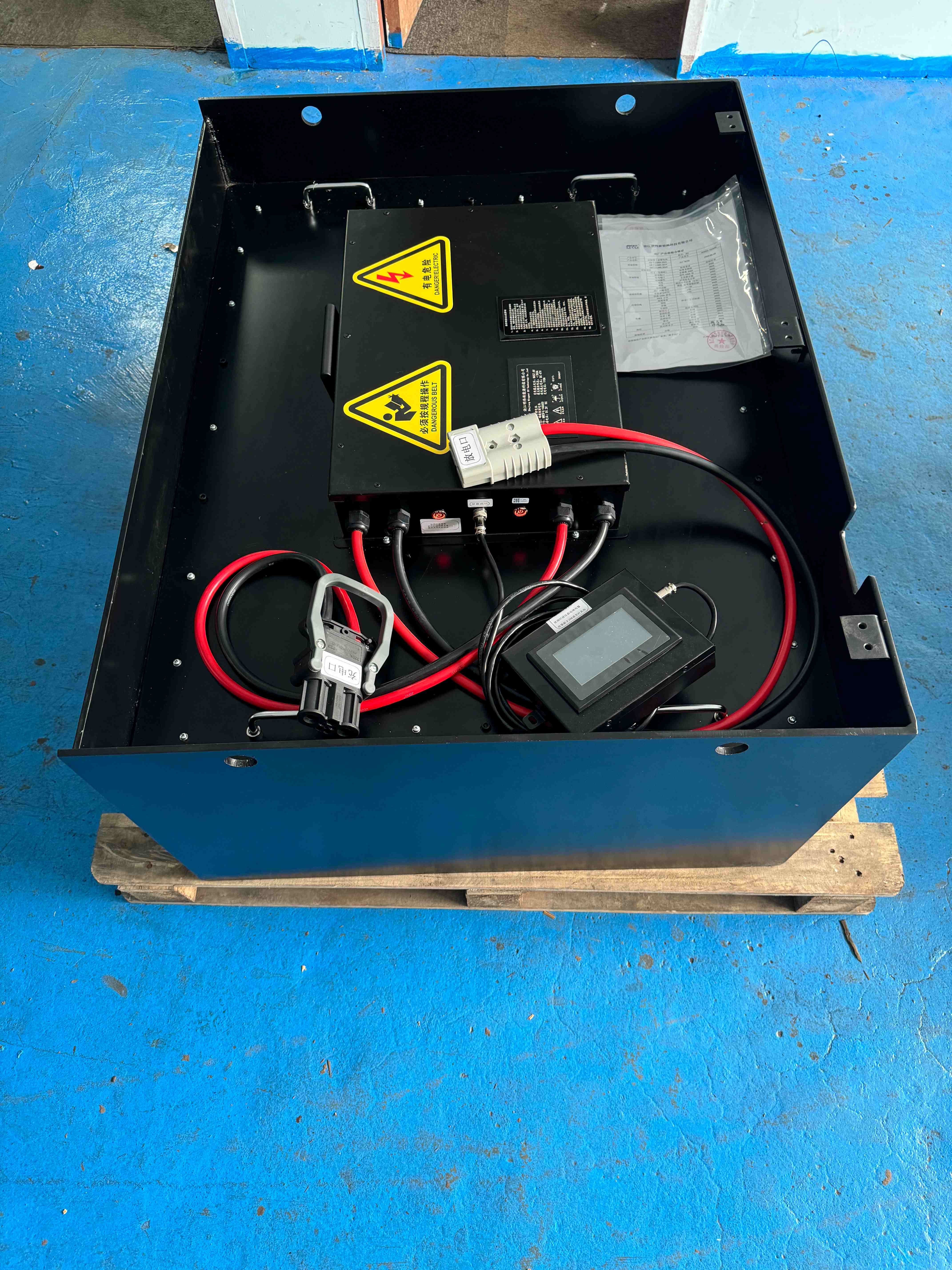 柳工CPD2025電動叉車鉛酸電池改鋰電池 原鉛酸電池48V630AH 改為鋰電池51.2V 600AH 柳工CPD2025電動叉車鉛酸電池改鋰電池 原鉛酸電池48V630AH 改為鋰電池51.2V 600AH