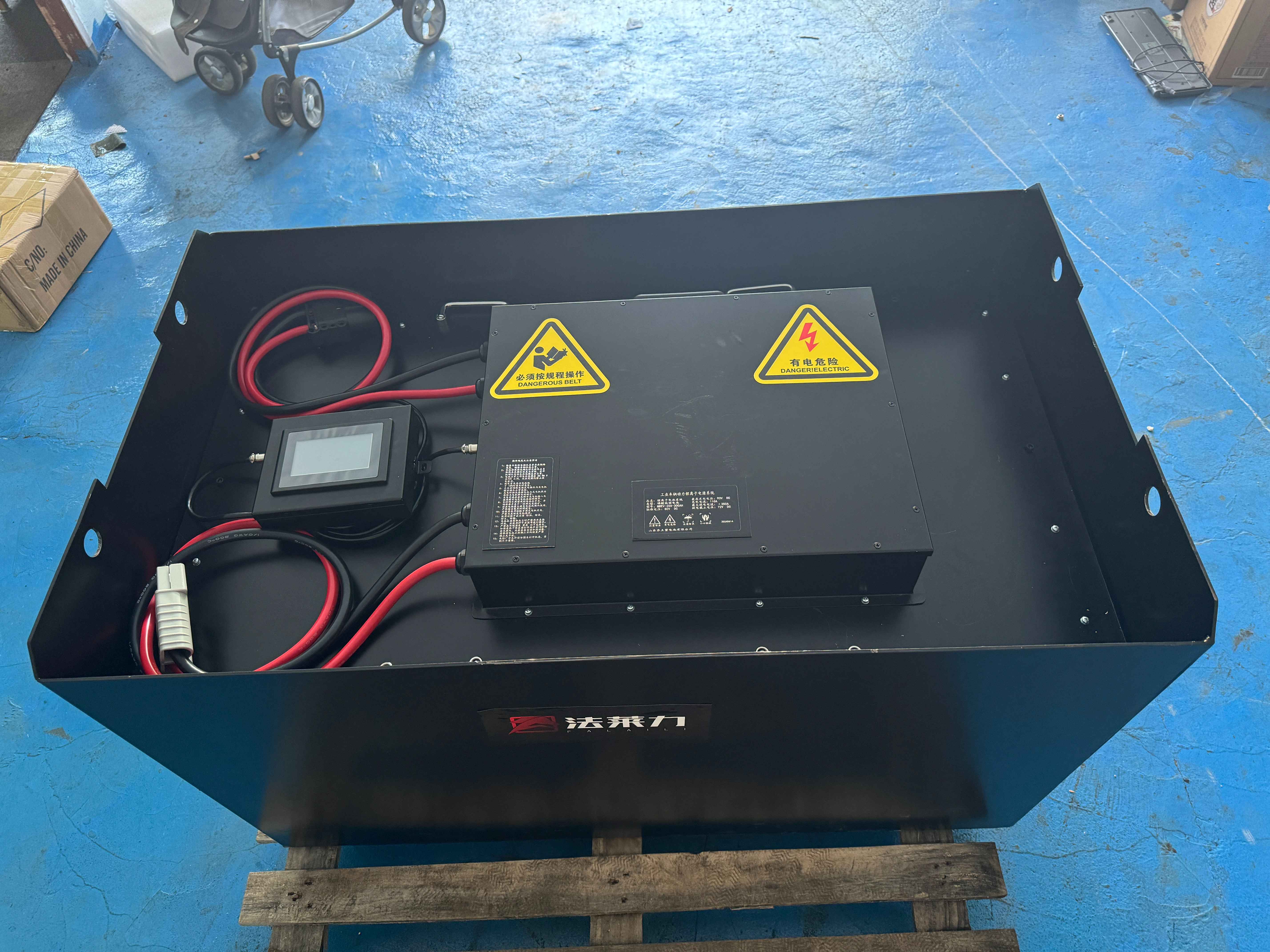 寶驪CPD2025電動(dòng)叉車鉛酸電池改鋰電池 原鉛酸電池48V630AH 改為鋰電池51.2V 600AH 寶驪CPD2025電動(dòng)叉車鉛酸電池改鋰電池 原鉛酸電池48V630AH 改為鋰電池51.2V 600AH