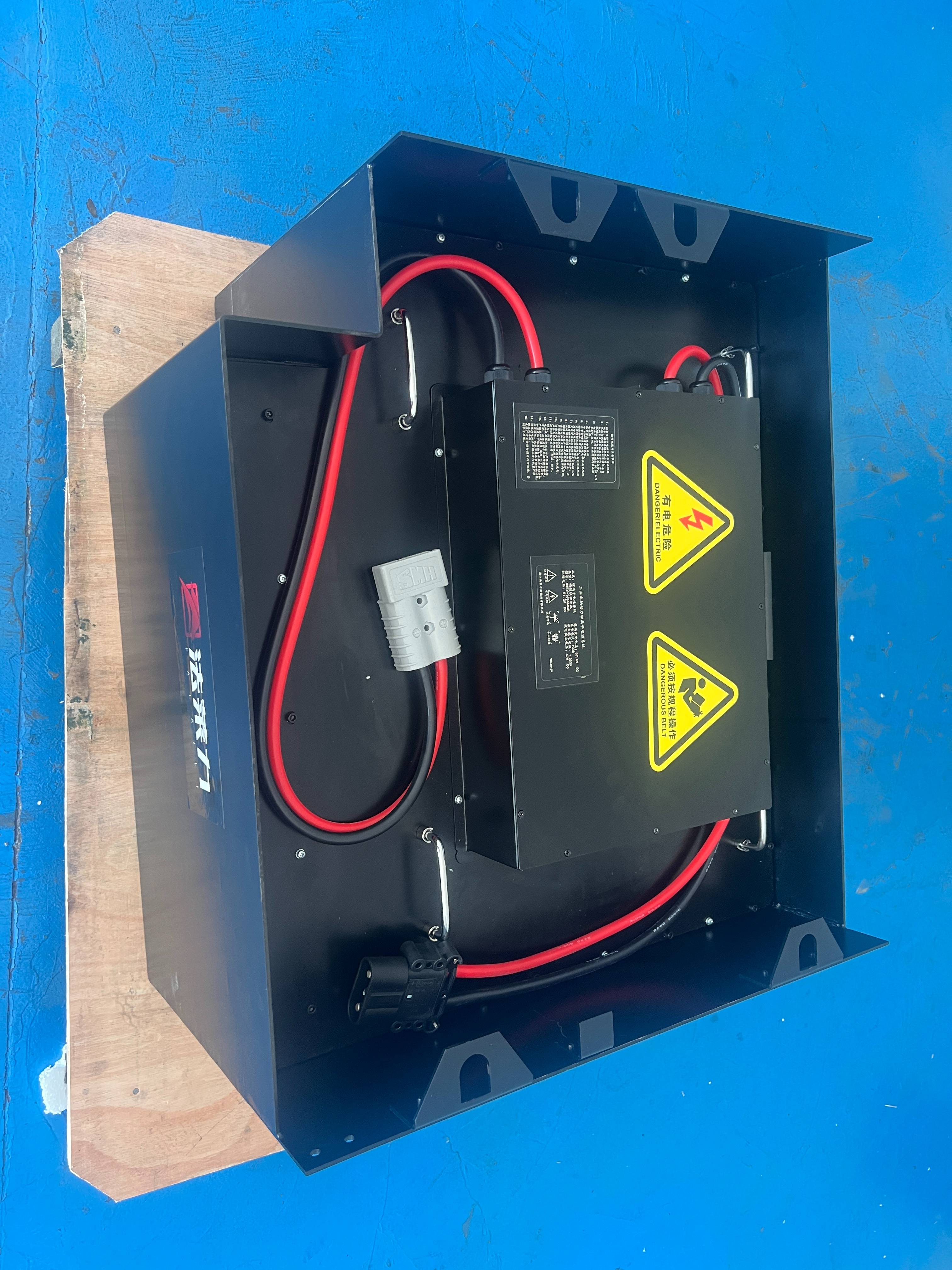 豐田叉車7FB2025電動叉車鉛酸電池改鋰電池原鉛酸電池改為51.2V460AH 豐田叉車7FB2025電動叉車鉛酸電池改鋰電池原鉛酸電池改為51.2V460AH