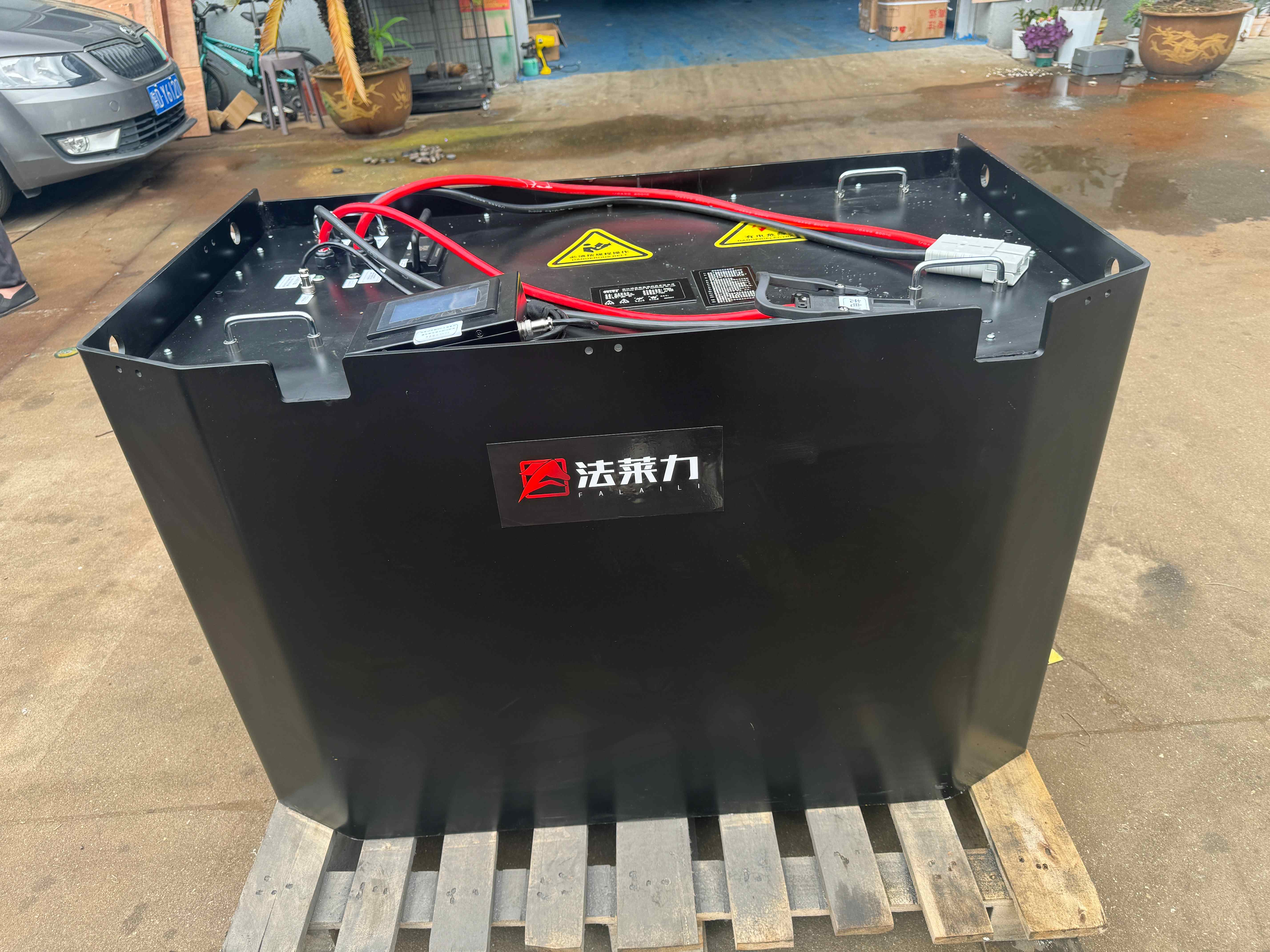 柳工CPD3035電動叉車鉛酸電池改鋰電池 原鉛酸電池80V500AH 改為鋰電池80V 400AH 柳工CPD3035電動叉車鉛酸電池改鋰電池 原鉛酸電池80V500AH 改為鋰電池80V 400AH