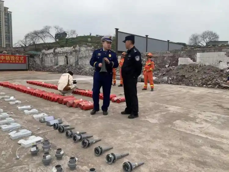 提供上海市滅火器銷毀價格上海半片云環(huán)保科技供應(yīng)