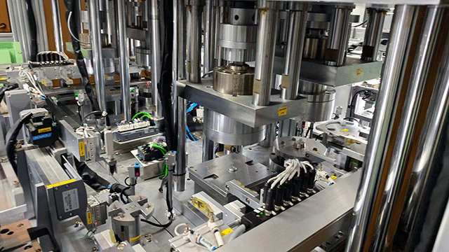 工業(yè)電機(jī)轉(zhuǎn)子雙列壓鉚檢測(cè)設(shè)備定制 蘇州市鑫益源自動(dòng)化供應(yīng)