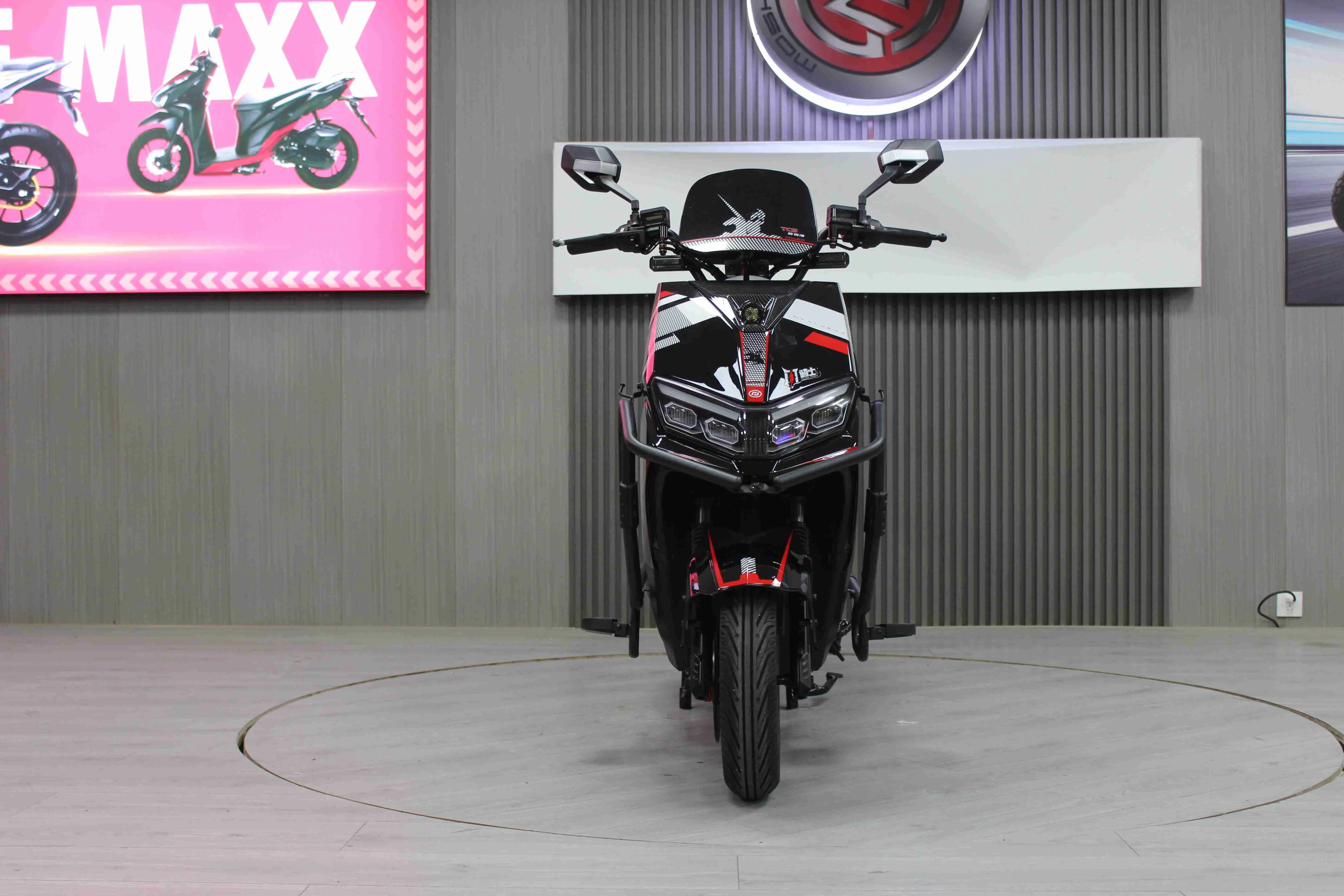 ZHENBAO ইলেকট্রিক স্কুটার