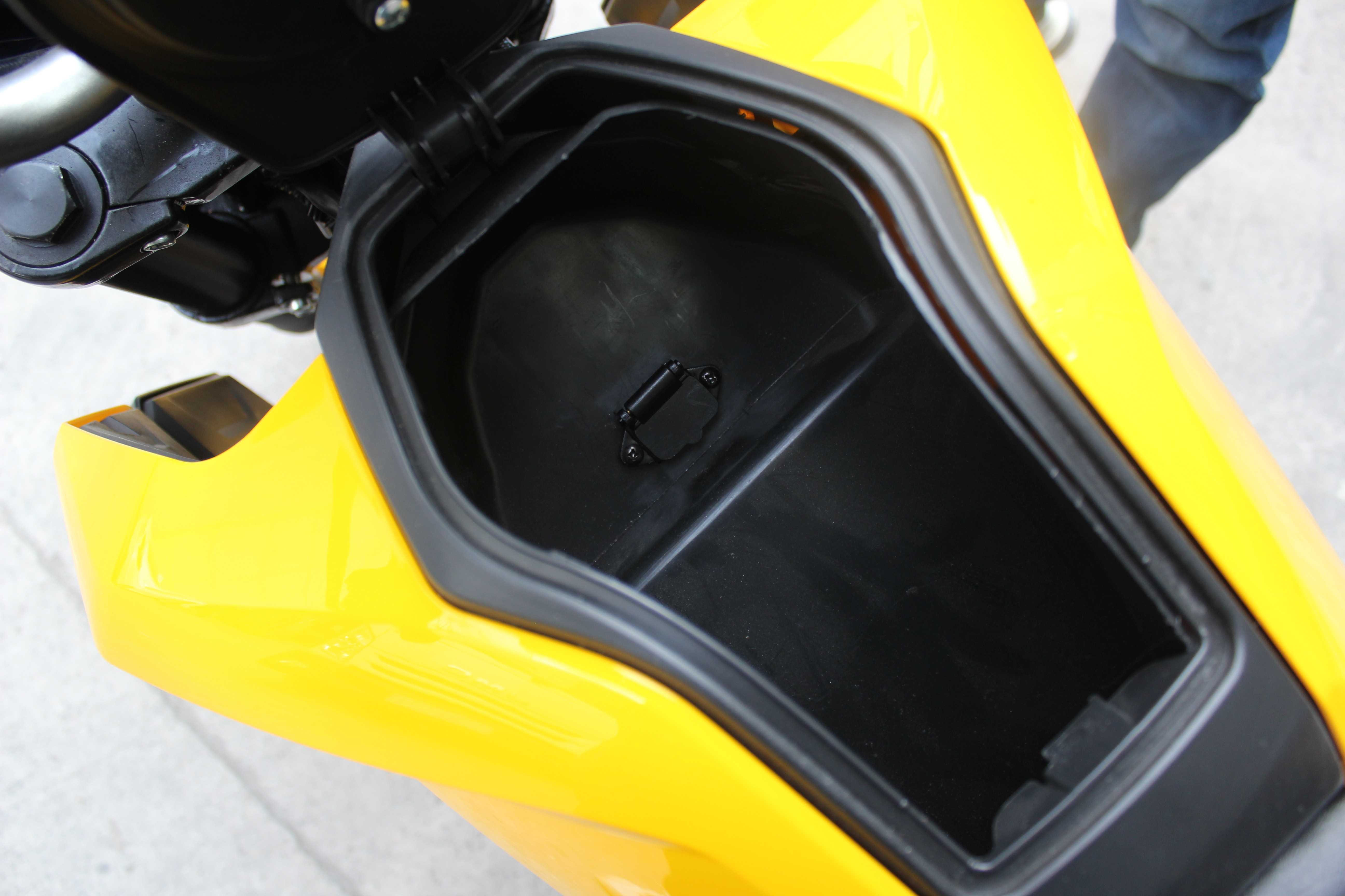 72V 1500W electric motorcycle