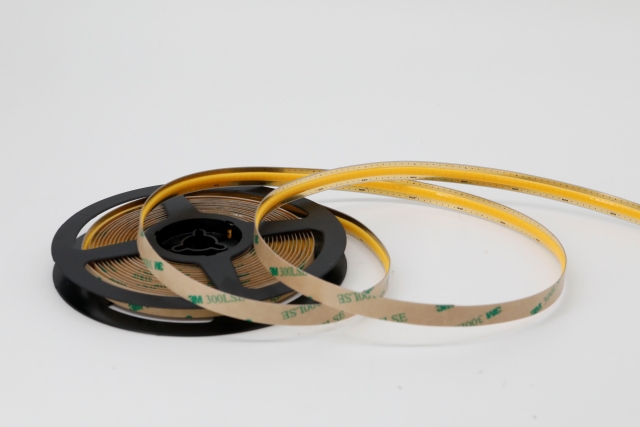 四川超窄LED灯带怎么选,LED灯带