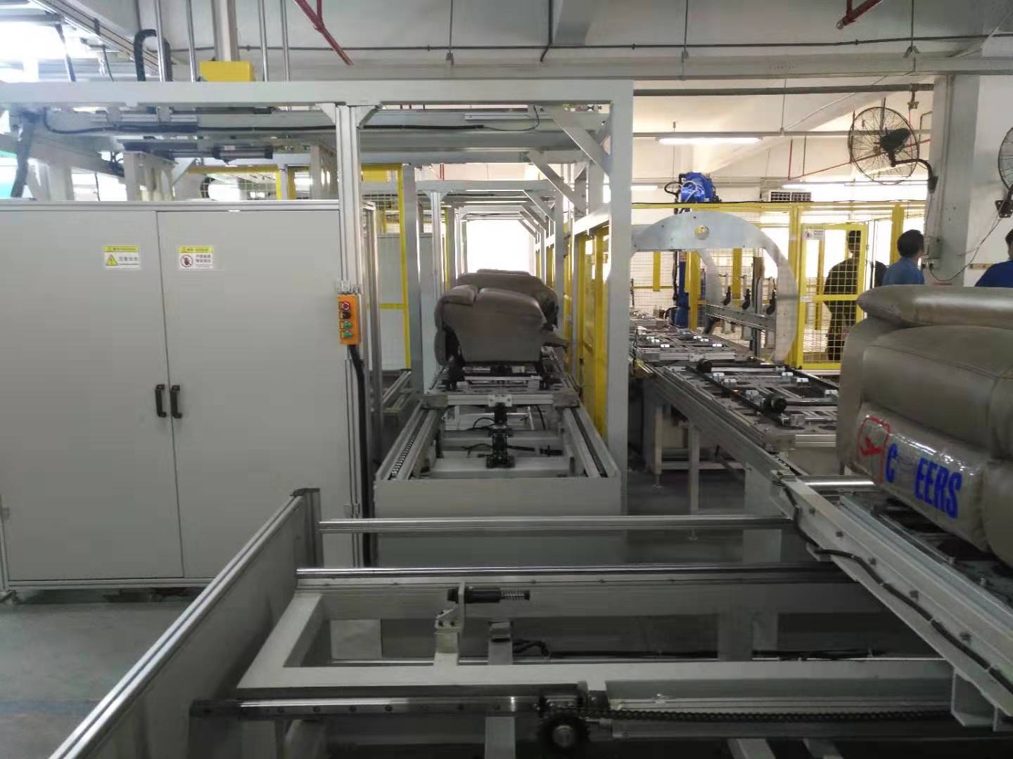 鋼骨架沙發(fā)裝配生產(chǎn)線 