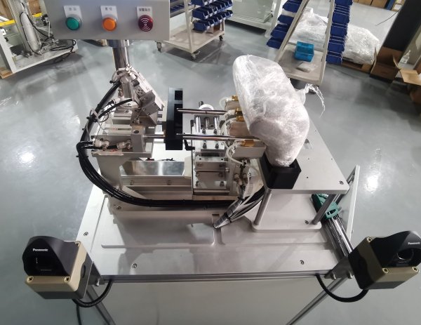 汽車(chē)座椅頭枕涂油機(jī)