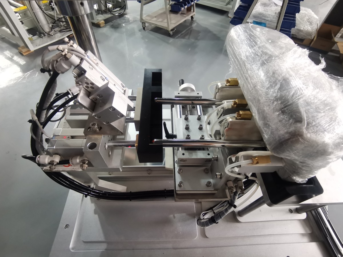 汽車(chē)座椅頭枕涂油機(jī)