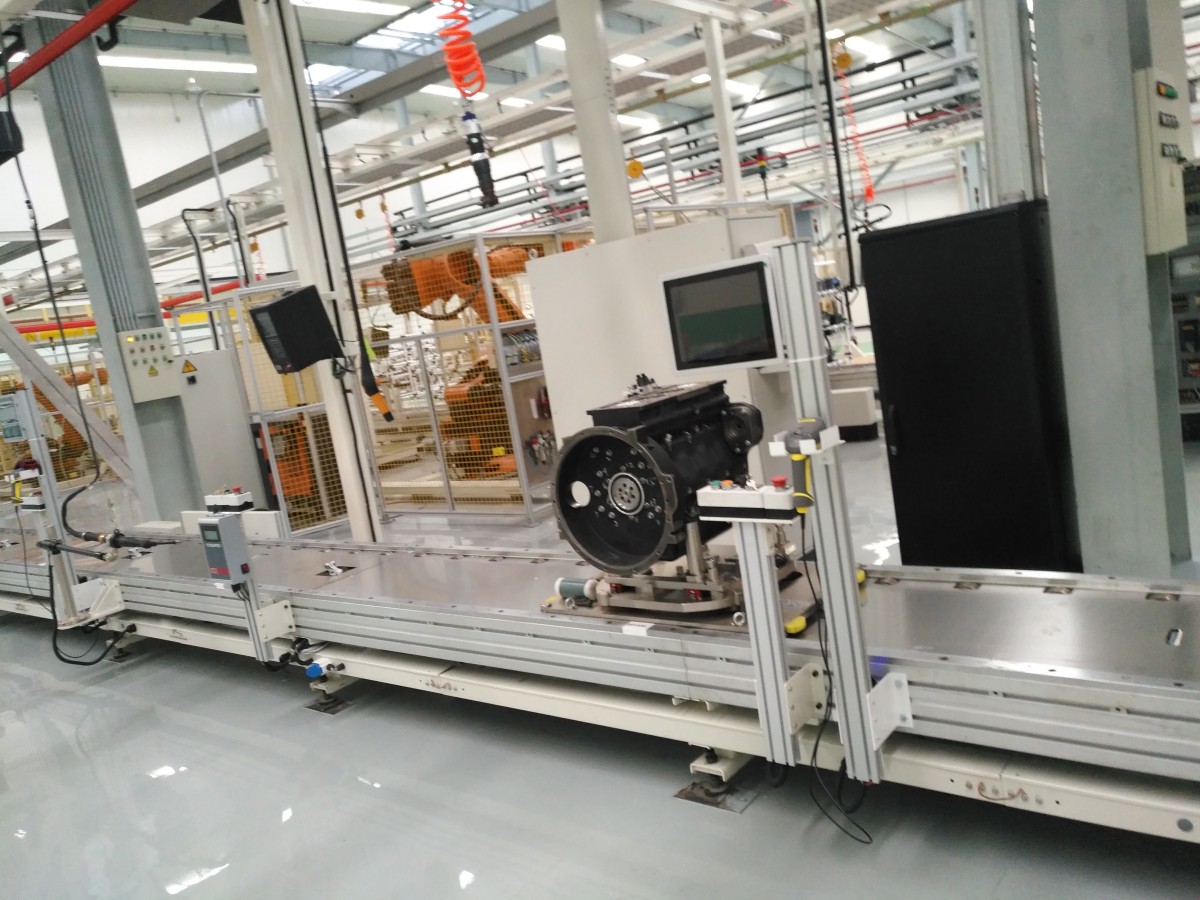 發(fā)動(dòng)機(jī)裝配測(cè)試生產(chǎn)線