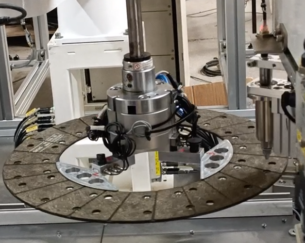 全自動(dòng)壓鉚送釘機(jī)